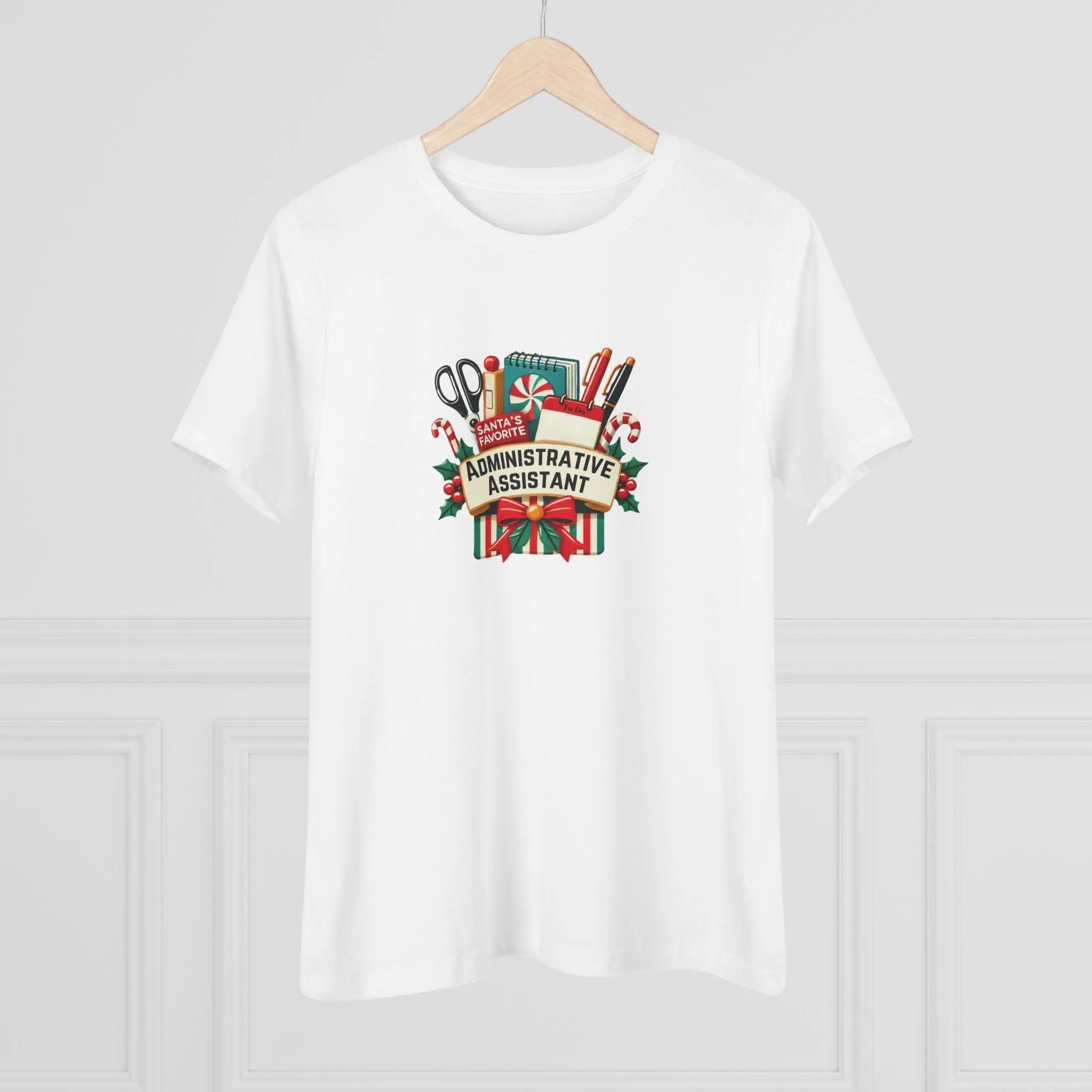 🎅📎 Santa's Favorite Administrative Assistant 🎁🎄 - Women's Softstyle Tee