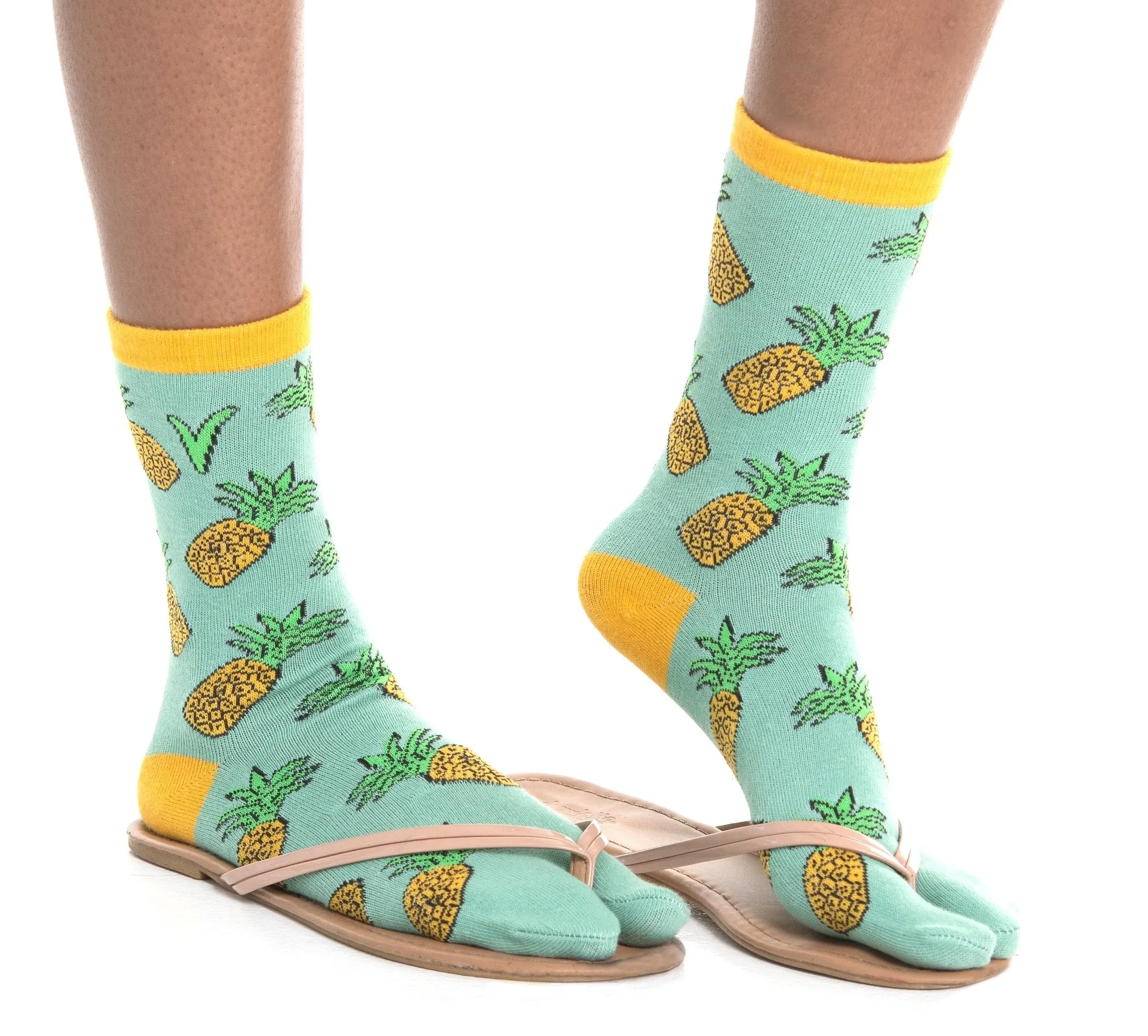 1 Pair - V-Toe Split Toe Socks Flip Flop Socks Tabi Big Toe Style Fits Men Shoe Size  7 - 10.5 Women Size 8.5 - 11 - Pineapple