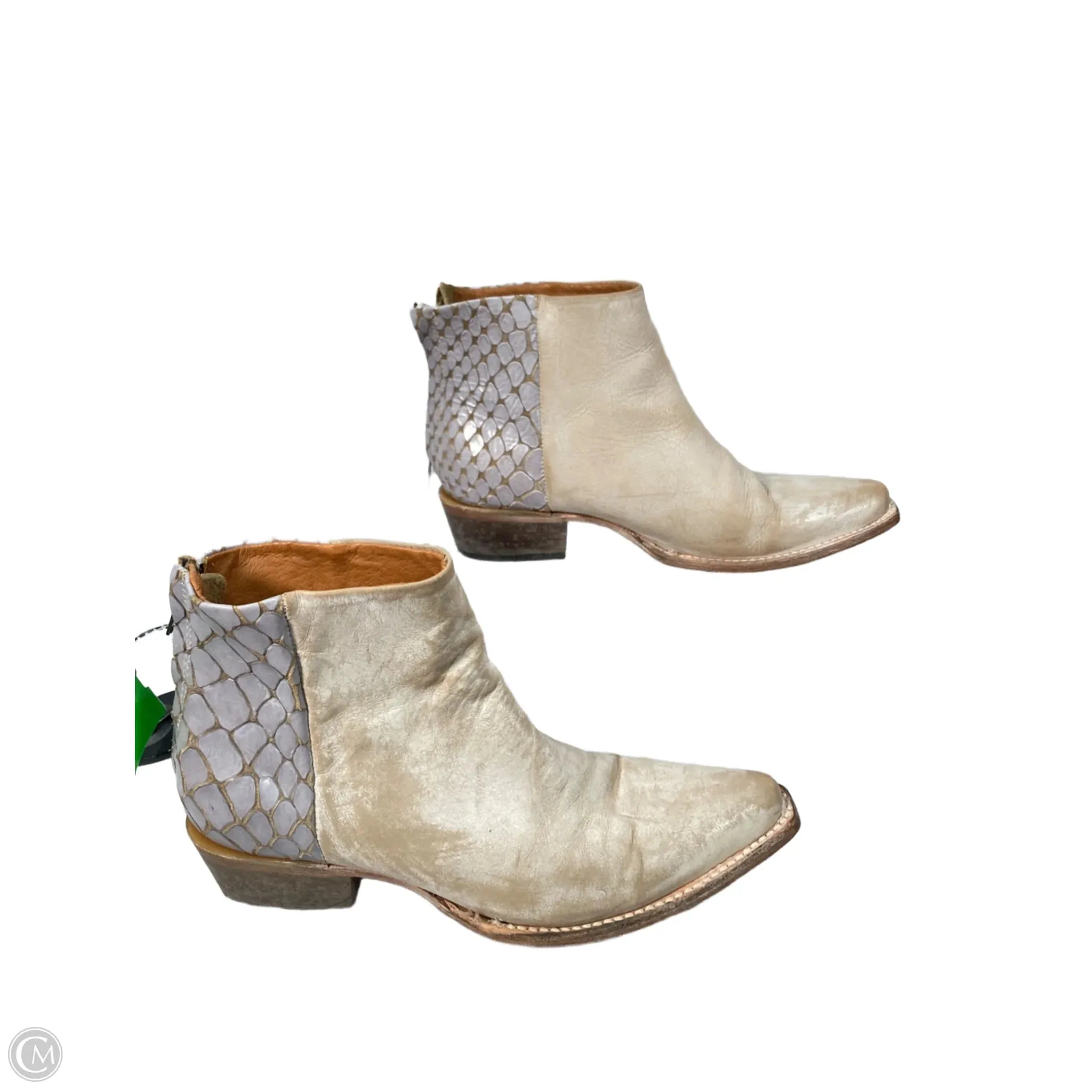 Boots Ankle Flats By Freebird In Tan, Size: 9