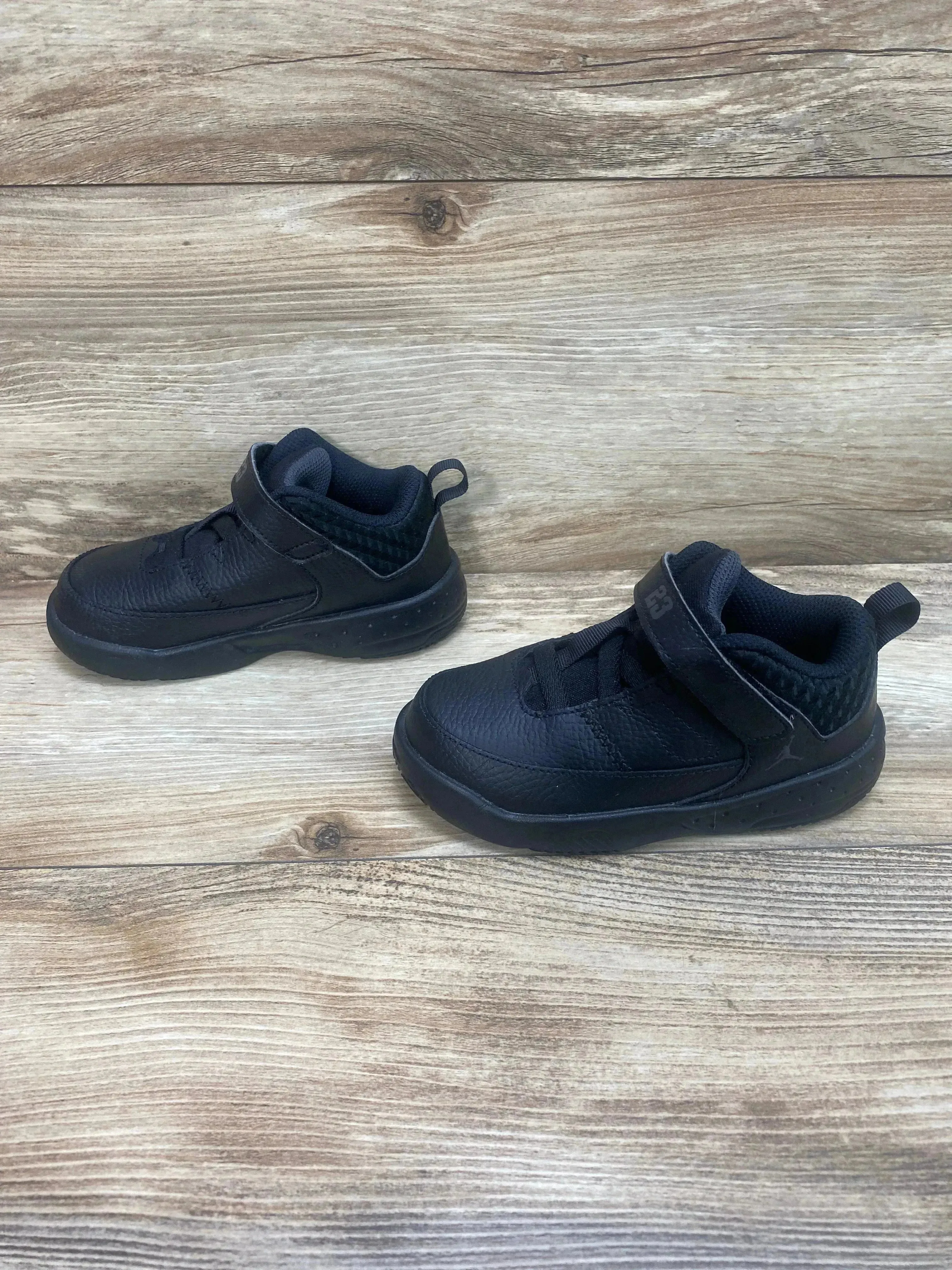 Jordan Max Aura 3 TD 'Black Anthracite' Sneakers sz 9c