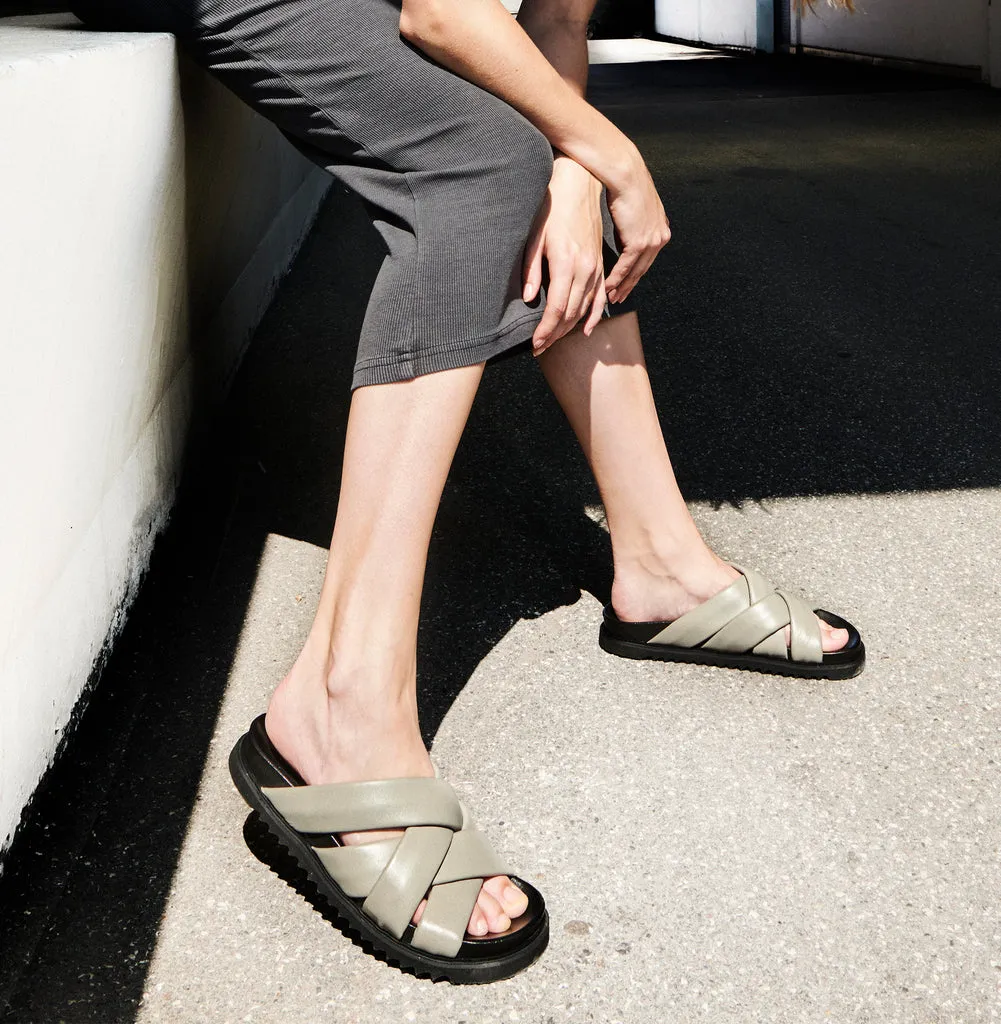 Josie Sandals in Stone Grey