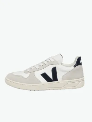 V-10 White Nautico Sneakers