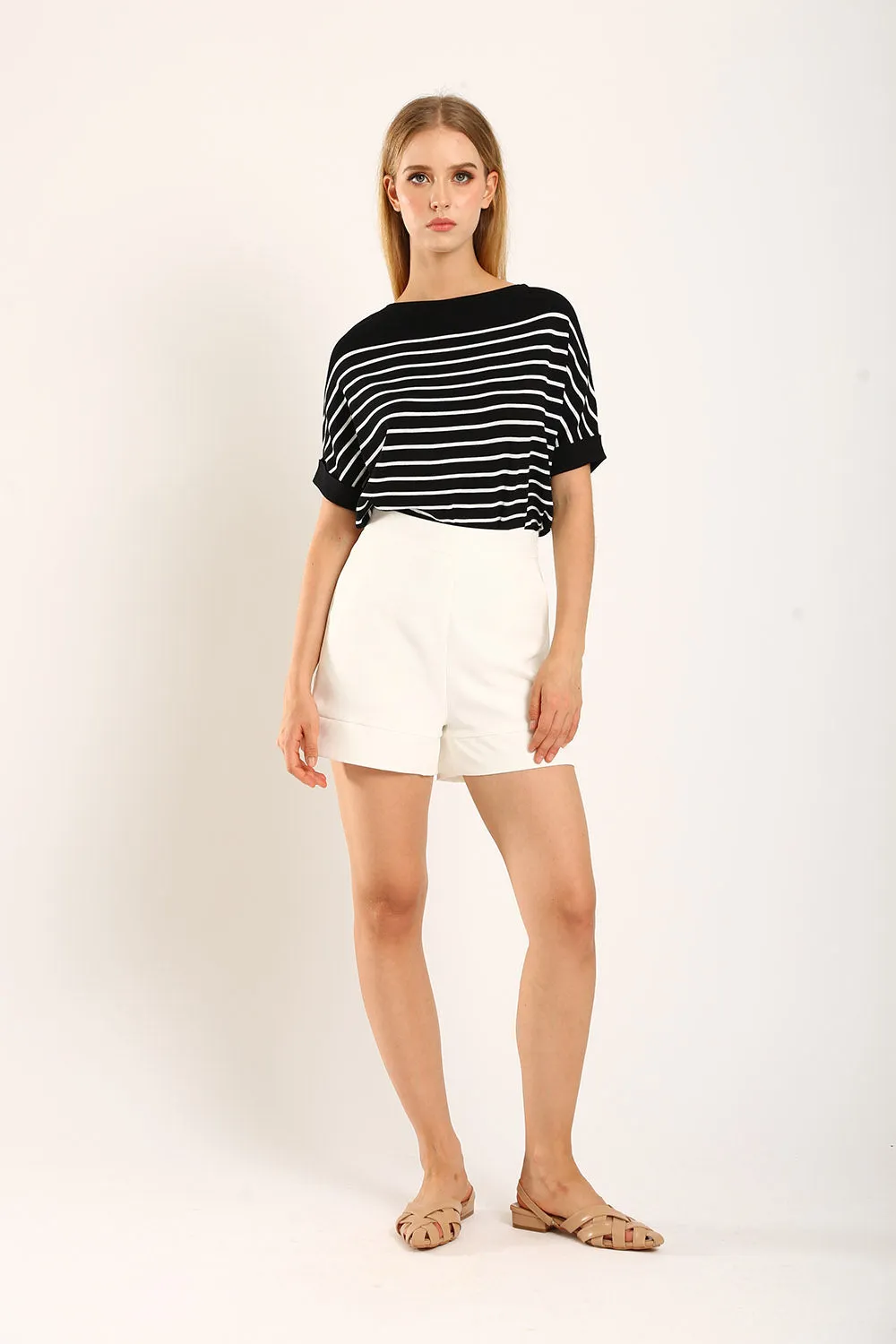 Valeina Contrast Knit Top in Black