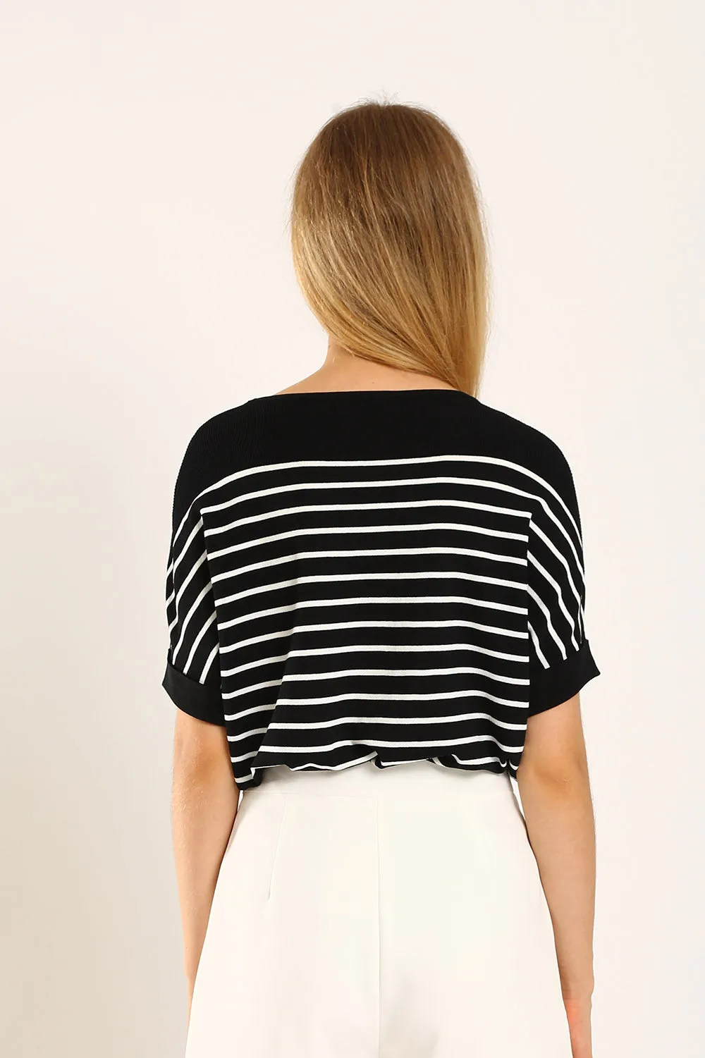 Valeina Contrast Knit Top in Black