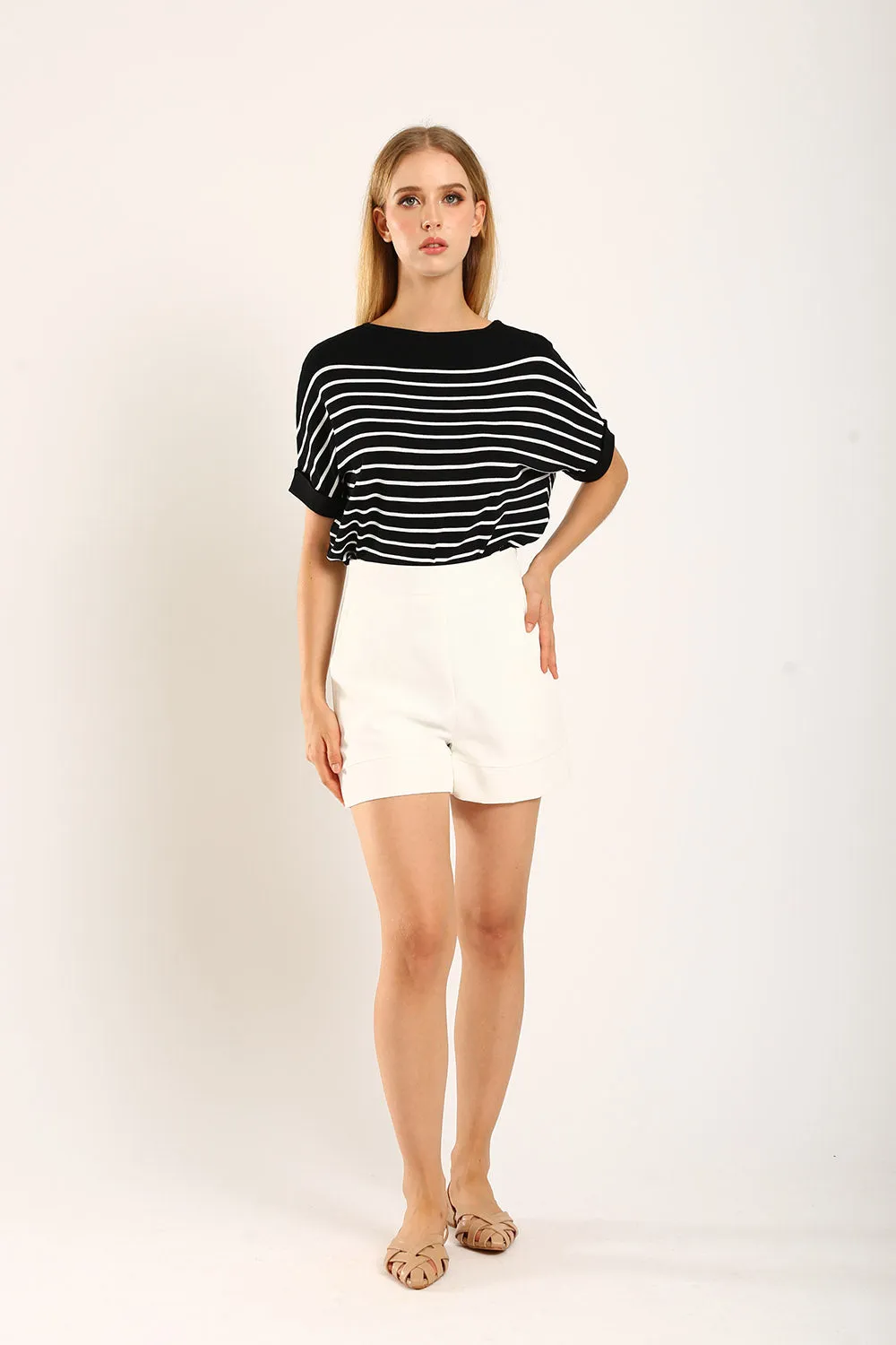 Valeina Contrast Knit Top in Black
